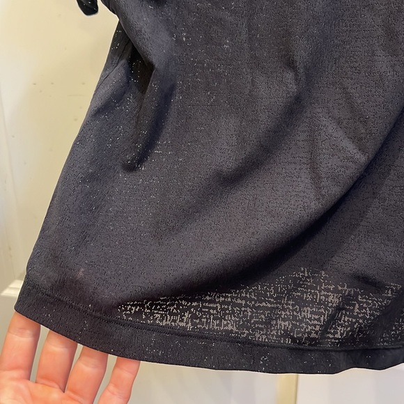 Black Lululemon Crop Tee - Picture 4 of 4